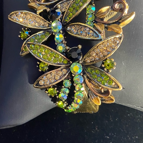 Dragonfly Bangle - Picture 6 of 8